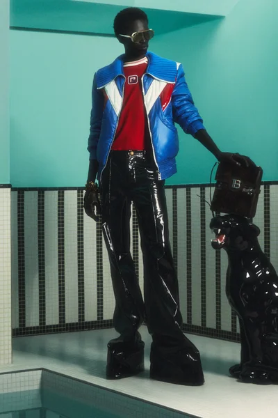 Look 27